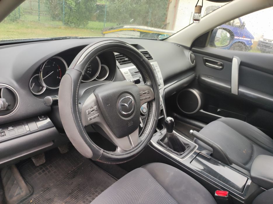 Mazda 6 kombi , 2 litry diesel, felgi 19 cali