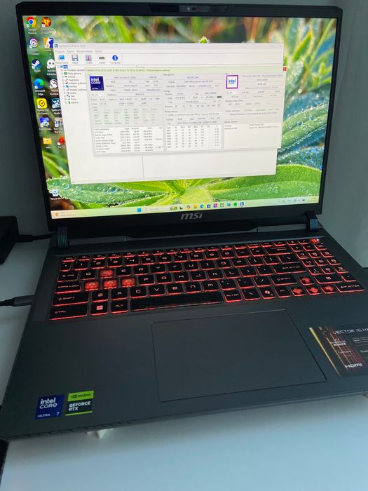 MSI Vector 16 HX AI 16" 240Hz/Ultra 7 255HX/RAM16GB/Dysk SSD 1TB/RTX5070Ti 12GB/Win11