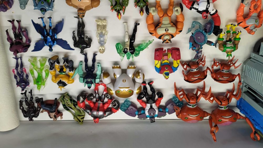 Бен 10 Бен тен ben 10 ben ten алмаз силач вогонь рідкісна машина база