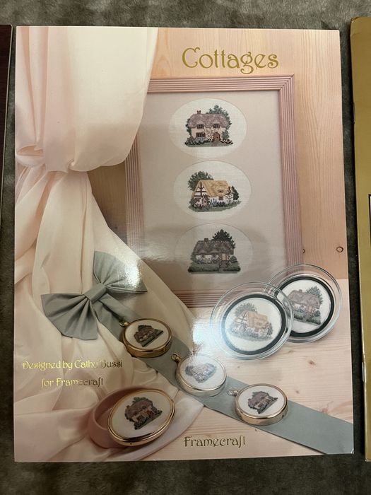 Книги з вишивки комплект