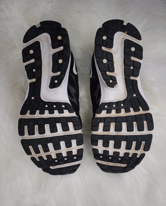 Buty Nike Air Relantes 4 męskie rozm. 40.5 do biegania