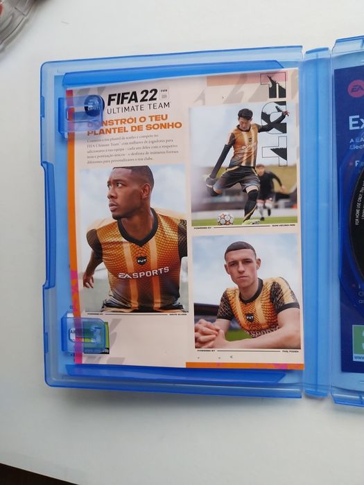 FIFA 22 - PlayStation 4 (PS4) - Edição Portuguesa