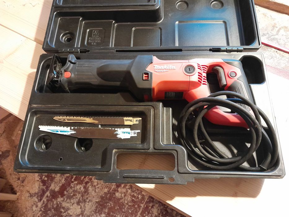 Piła szablasta/lisica MAKITA_M4500