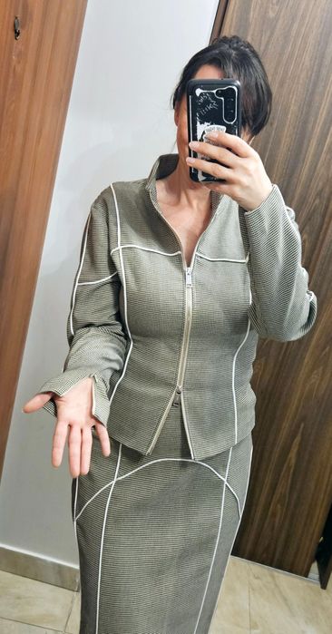 Szary komplet marynarka żakiet spódnica Gestuz