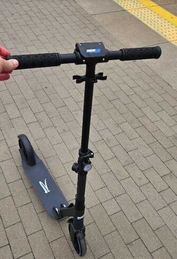 Hulajnoga Rideoo 200 Black