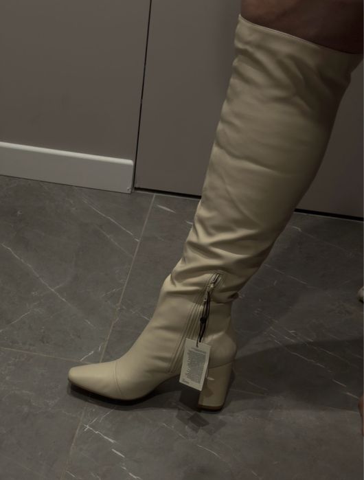 Ботинки молочные  высокие Reserved 41 НоВые