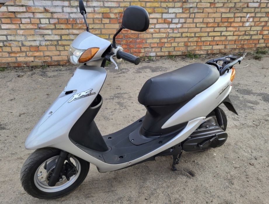 Дожг са 16 скутре