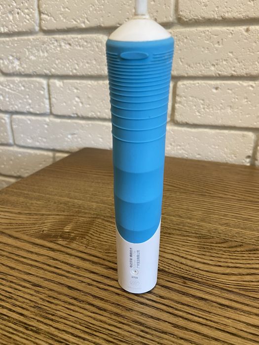 Зубная Щетка Oral B