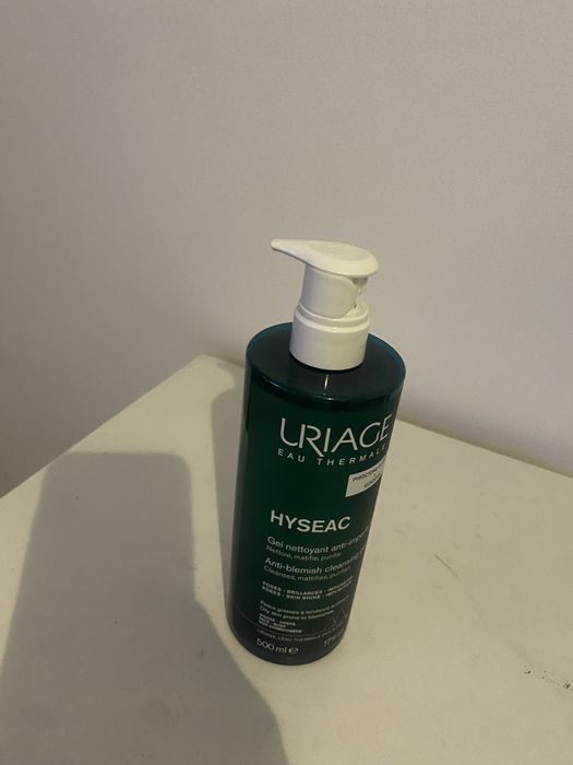 Vendo Gel Anti-Imperfeições , comprado mas nunca usado.