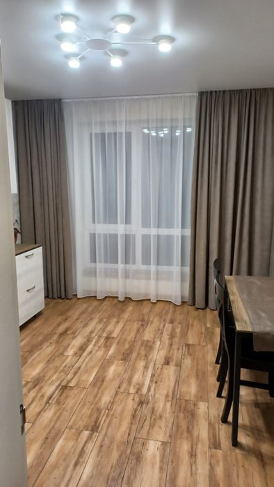 1-кімнатна квартира подобово біля ЖД вокзалу Світло 24/7 (новобудова)