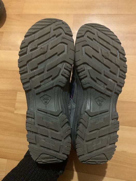 Кросівки спортивні