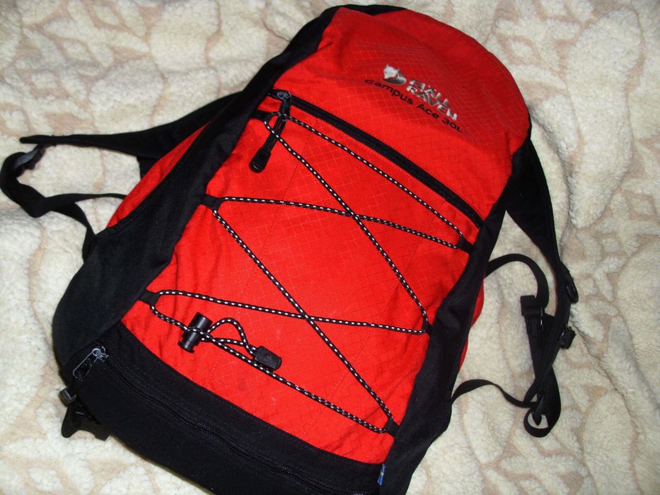 plecak FJALLRAVEN  Campus Ace 30L z pokrowcem lekki trekkingowy