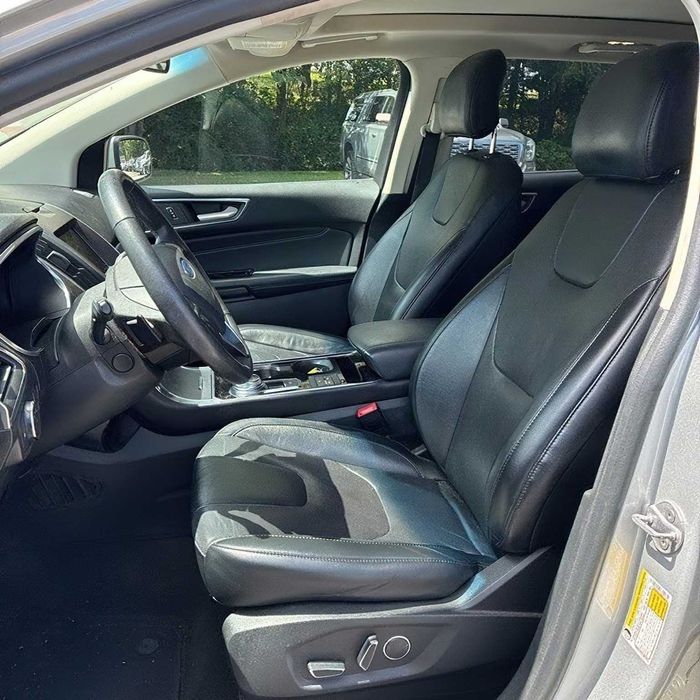 Ford Edge Titanium      2019