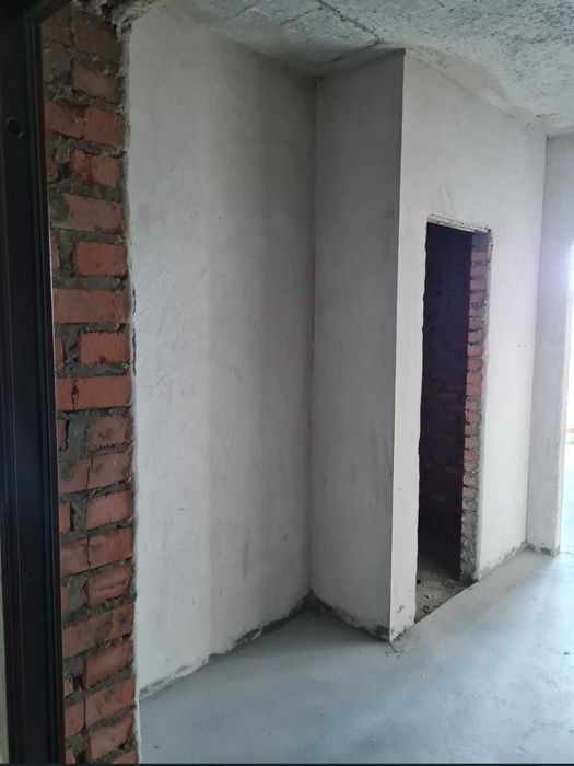 Продам Однокомнатную квартиру в Ирпене з панорамними вікнами Можна на ремонт!