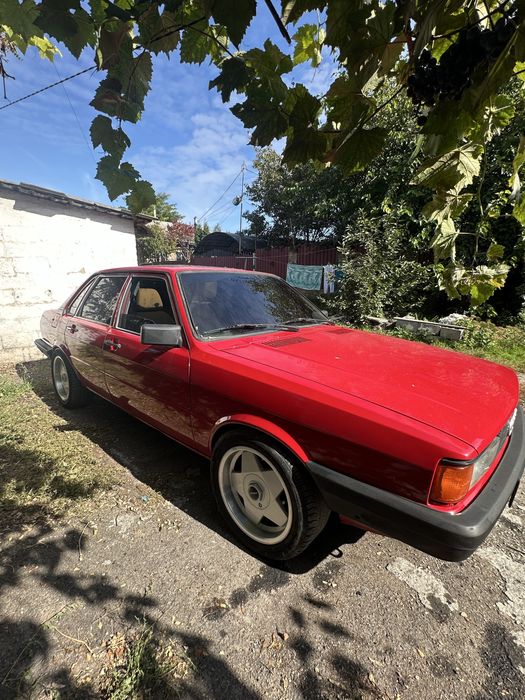 Продам машину Ауди 80