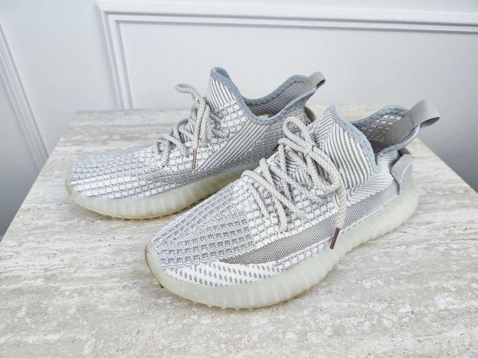 Кроссовки бело-серые мужские в стиле адидас Adidas