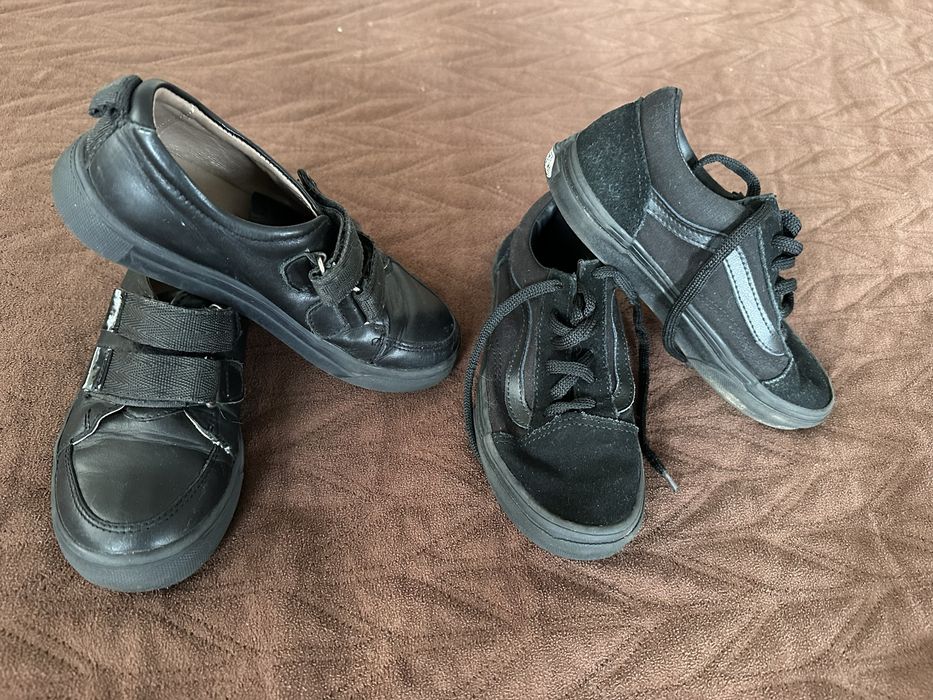 Продам шкіряні туфлі та кеди vans