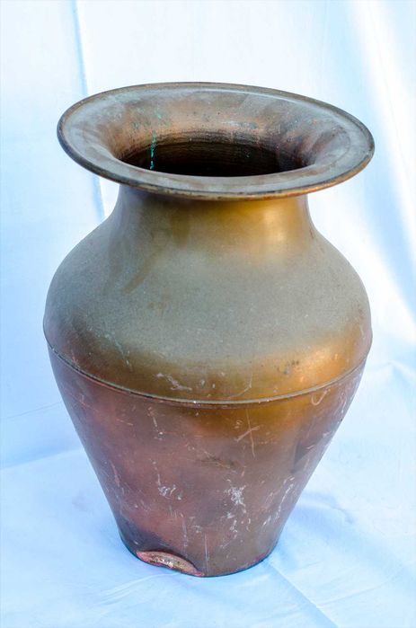 Jarrão Oriental de latão