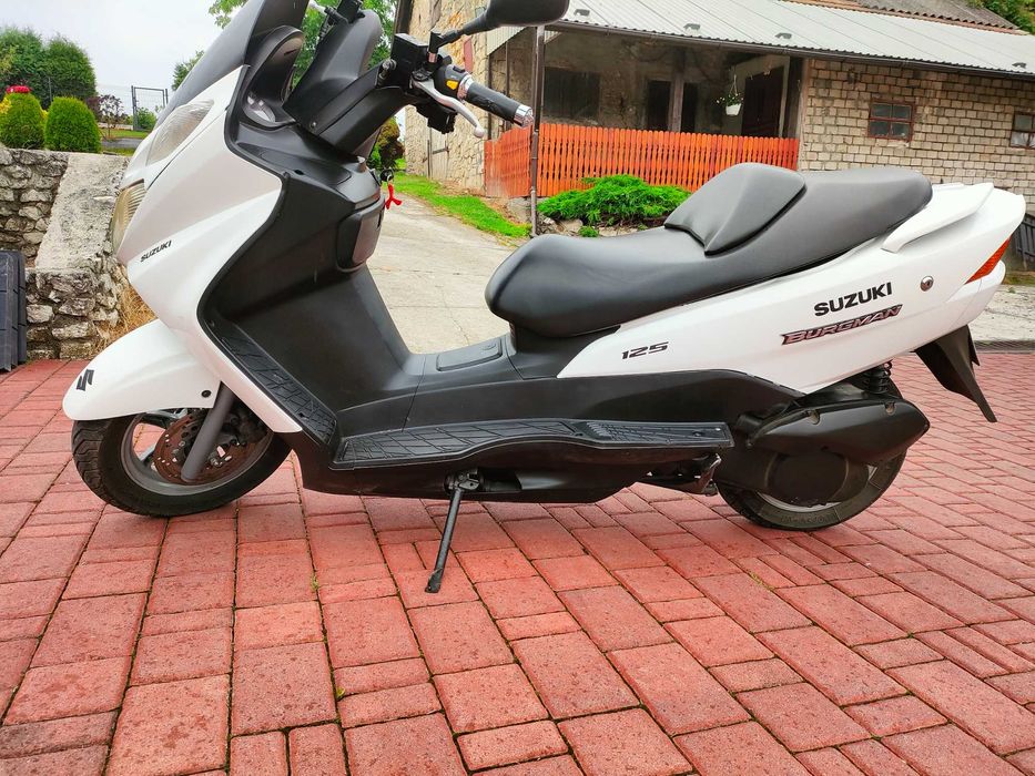 Suzuki Burgman 125