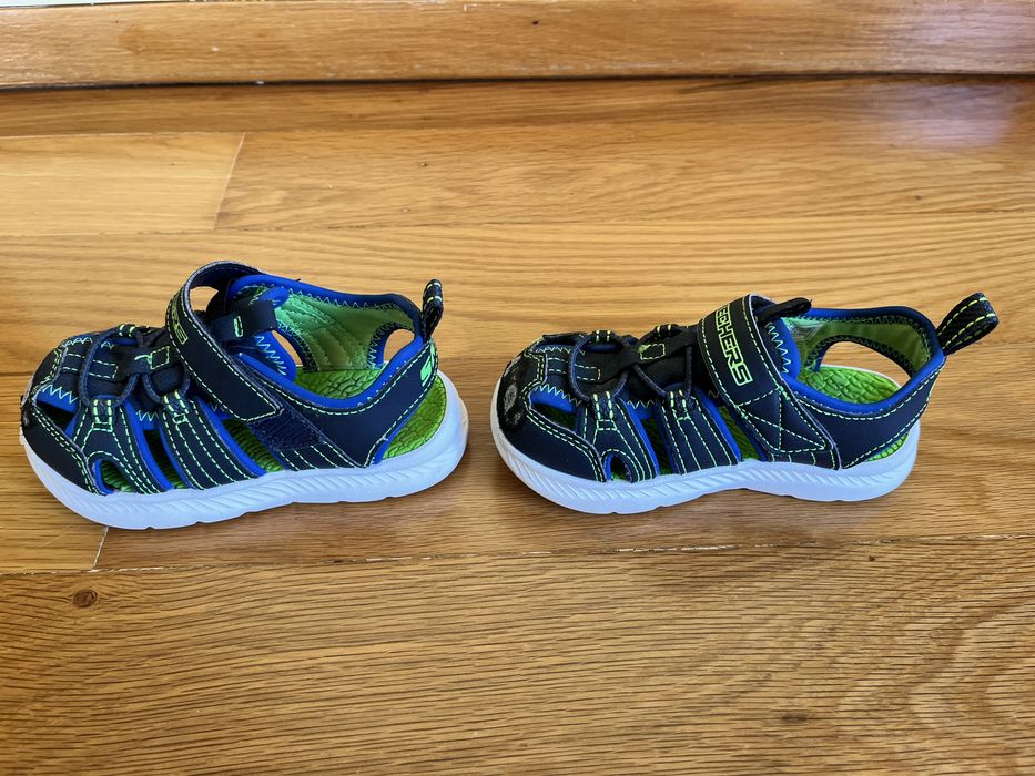 Sandálias Sketchers para criança