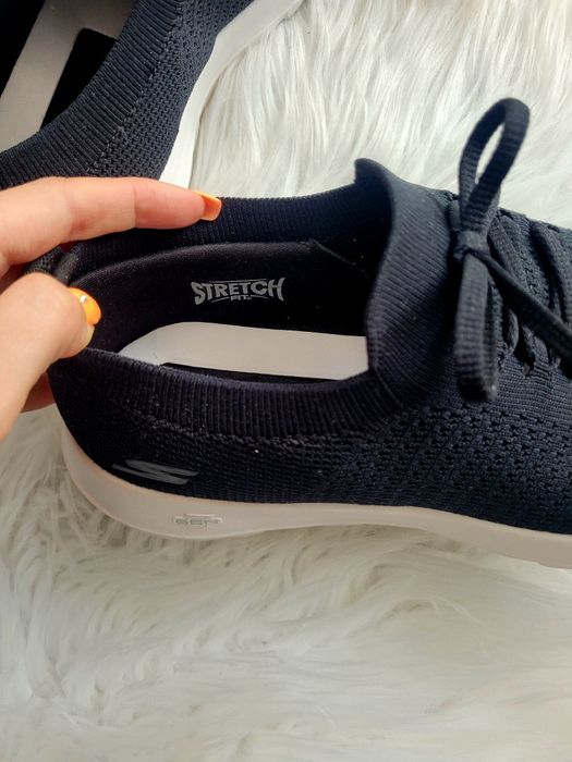 Skechers air cocoled stretch fit damskie  czarne trampki z dzianiny 39