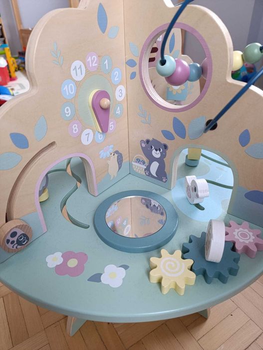 Drewniany stolik edukacyjny drzewko Mamabrum