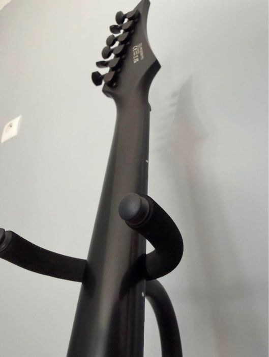 Guitarra elétrica Solar V2.6C G2 | Preto fosco