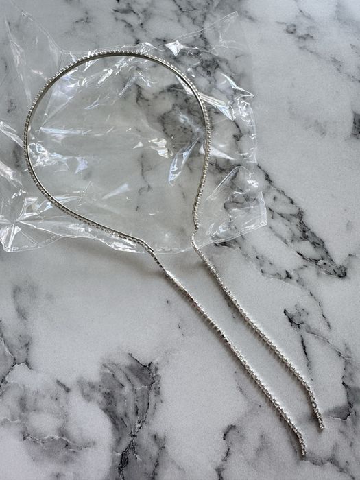 Bluszczący opasek do włosów