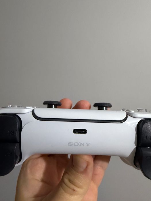 Konsola PS5 slim E-chassis 1TB