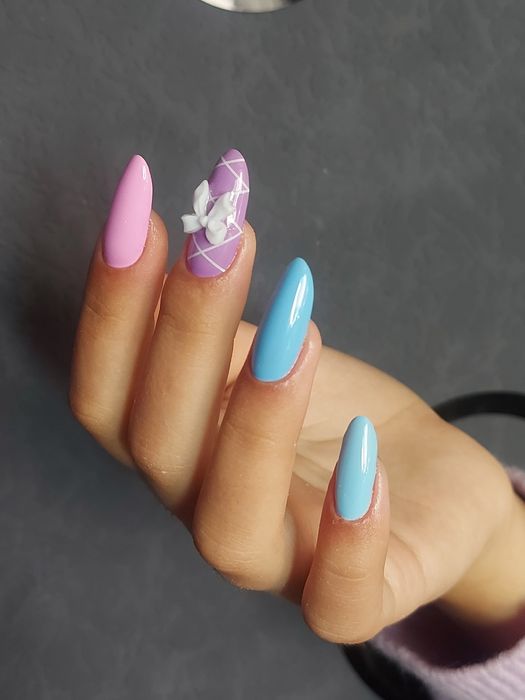 Маникюр и педикюр