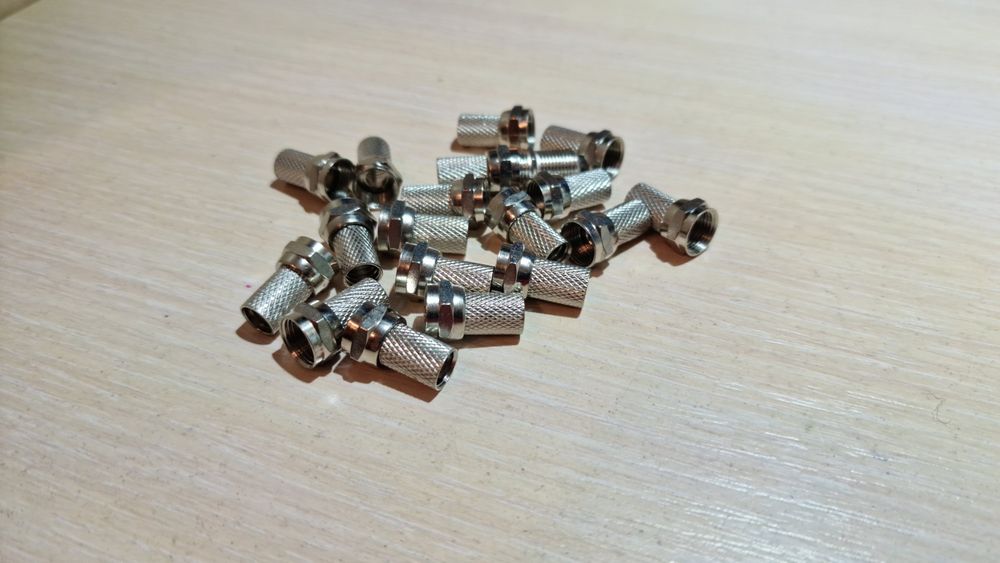 Набор F-разъемов для ТВ кабеля (19 шт.)