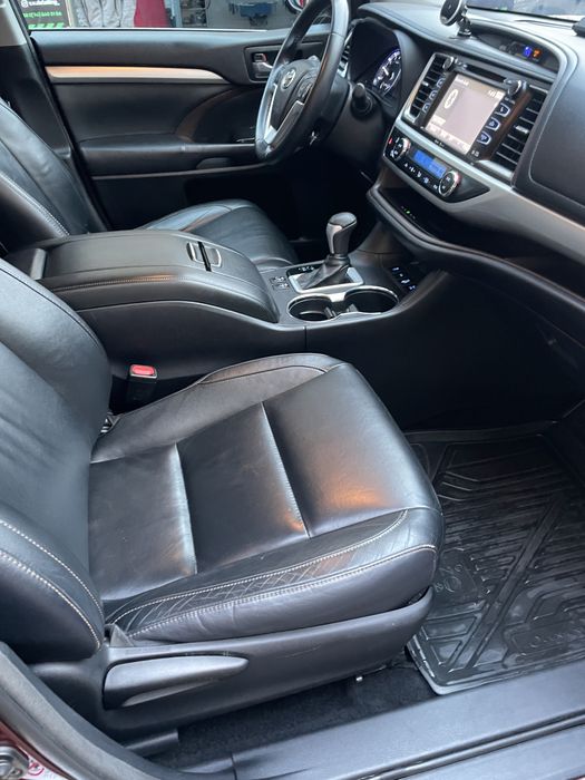 Продам автомобиль Тойота