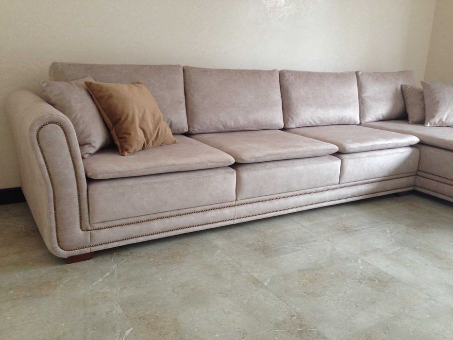 Ремонт, виготовлення та перетяжка м'яких меблів