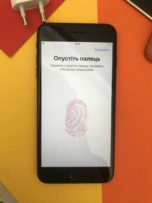 Продам iPhone 7 Plus Black 128 Gb / Айфон 7 Плюс 128 Гб