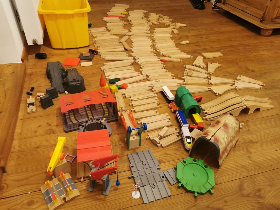 Tory drewniane, kolejka, ogromny zestaw, lokomotywa