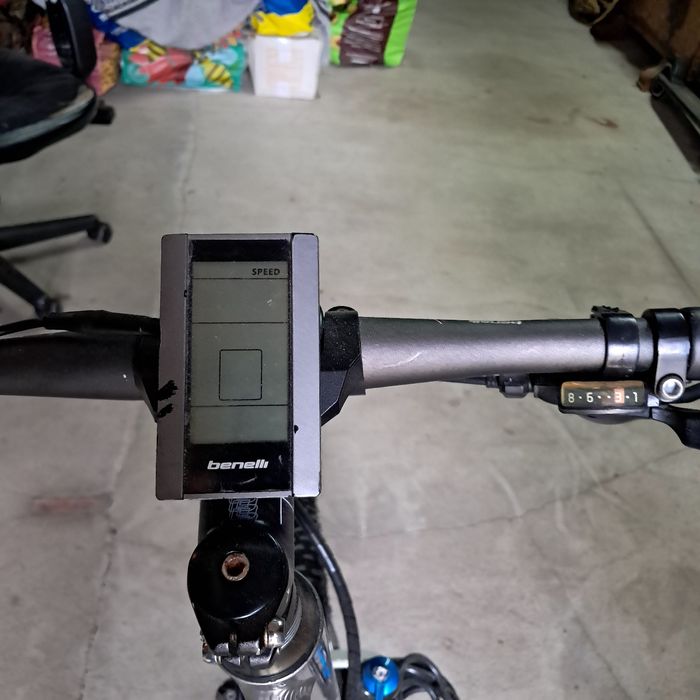 Bicicleta eléctrica Bom estado