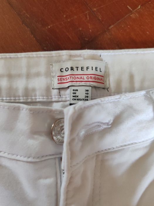 Calça de ganga branca Cortefiel 38 (veste 36)