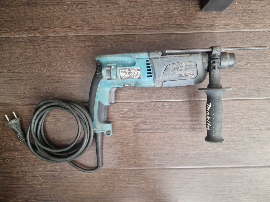 Młotowiertarka Makita HR2470 SDS+