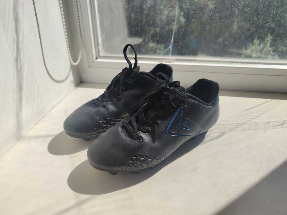 Бутсы футбольные Demix