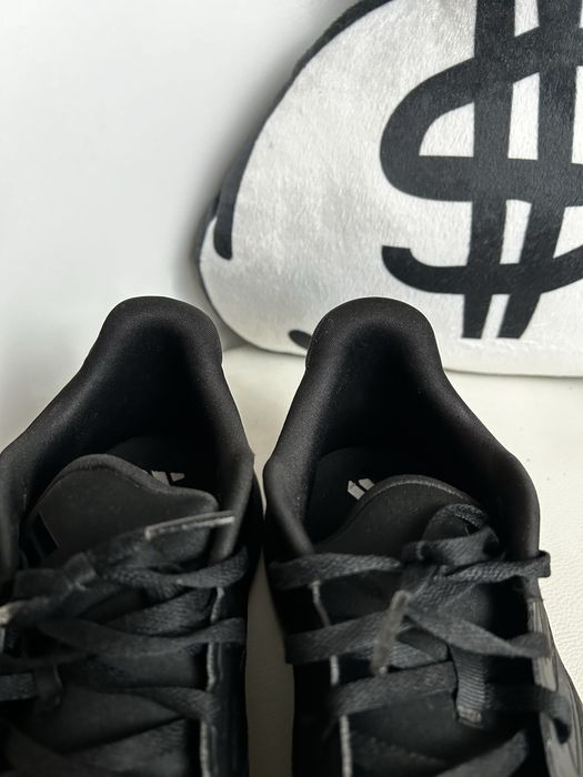 Кроссовки adidas оригинал 44.5 размер