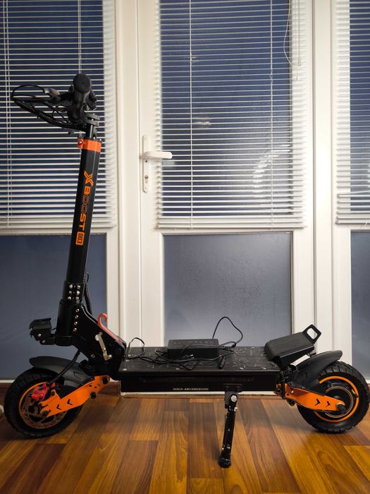 Електросамокат X-BOOST 003 в ідеальному стані!