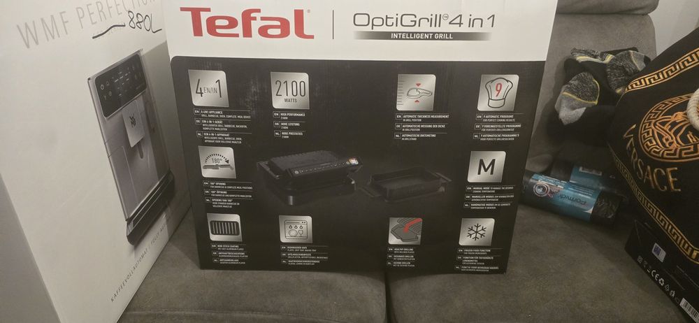 Tefal OptiGrill 4 w 1 (model GC7728).