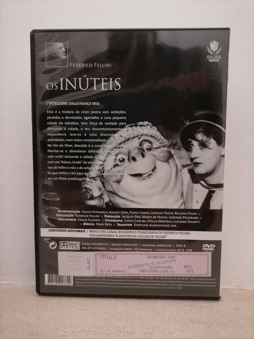 Os Inúteis - Federico Fellini