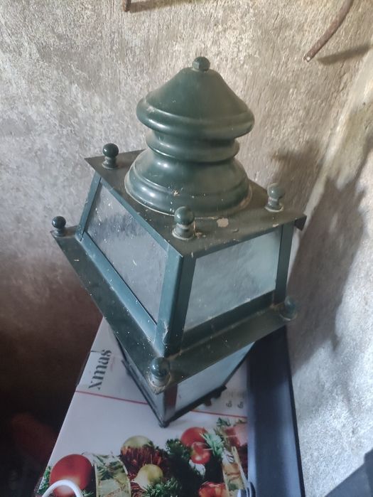 Diversos itens de casa ou não.