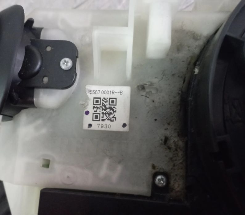 Comutador Luzes Renault Laguna III 1.5 Dci 2008 Ref. 255520001R-B / 255670001R-B