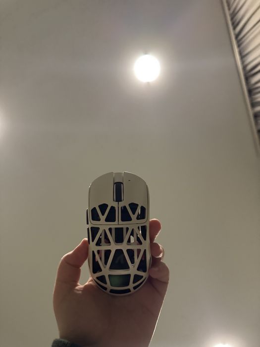 Attack shark r2 night white