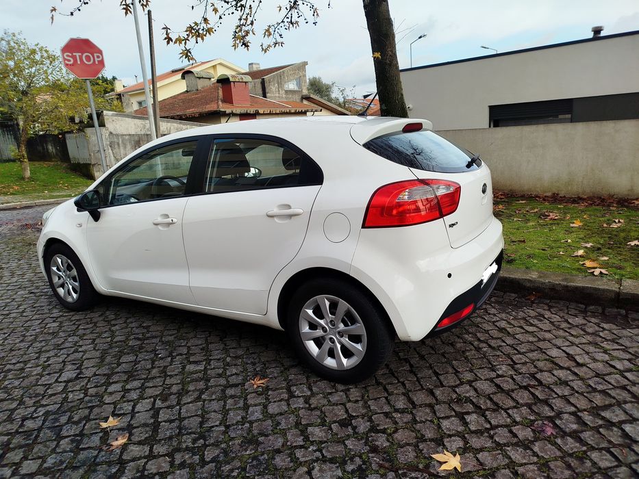Rio 1.1 crdi 5 lugares ac troca