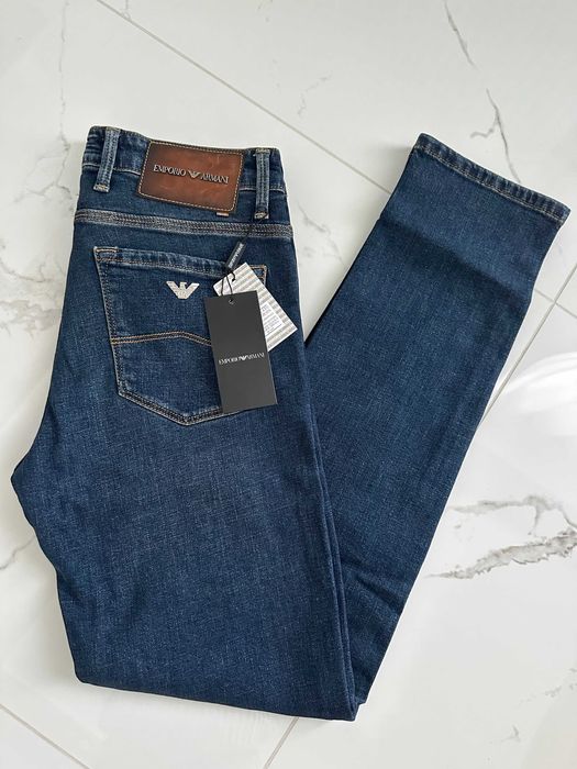 Emporio Armani Spodnie Jeansowe roz. 31 i 32