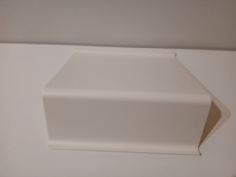 Suporte plástico resistente para tablet ou notebook