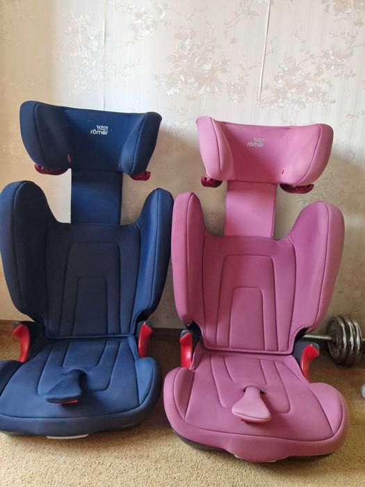 Автокрісло Britax Römer Kidfix2 R (15-36 kg)